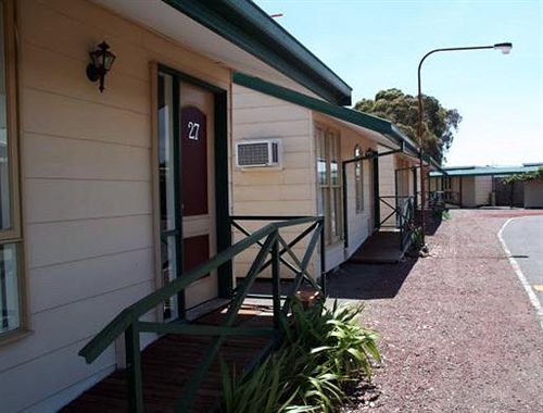 West Motel Ardeer
